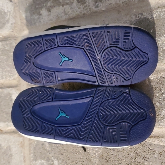 Boys shoes size 7c sneakers high top black blue white - Picture 7 of 8